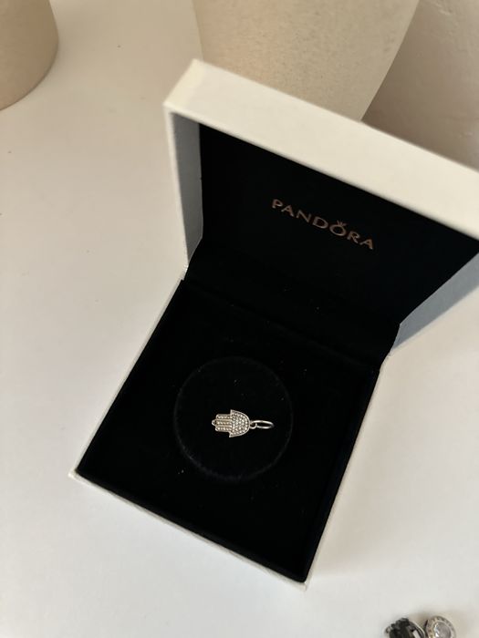 Brățară Pandora originală cu 6 charmuri din argint