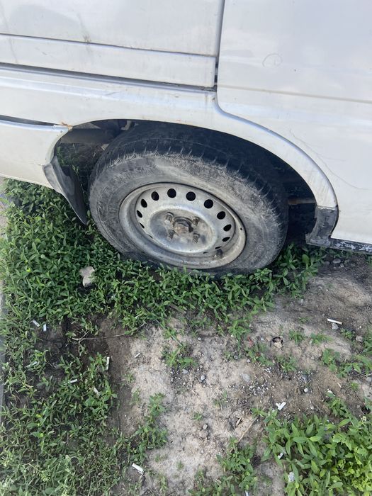 Nissan PRAIRIE матор каробка есть