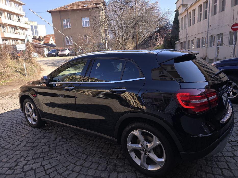 MERCEDES GLA 250 бензин
