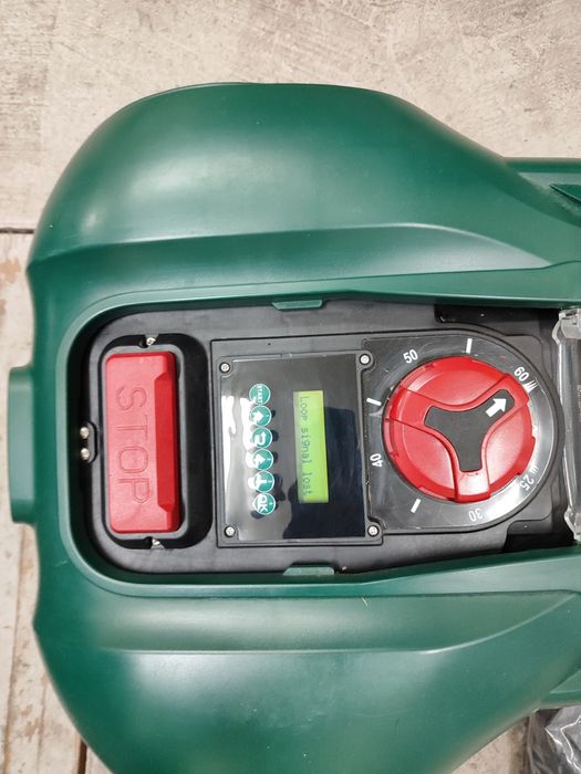 Робот косачка Parkside