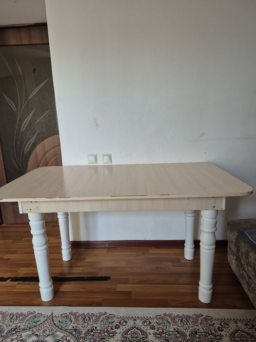 Кухонный стол ..