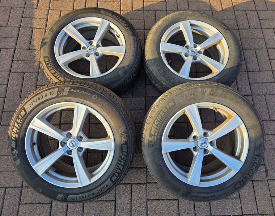Jante Originale VOLVO + Cauciucuri 235 60 r18 Michelin DOT2022 Iarnă