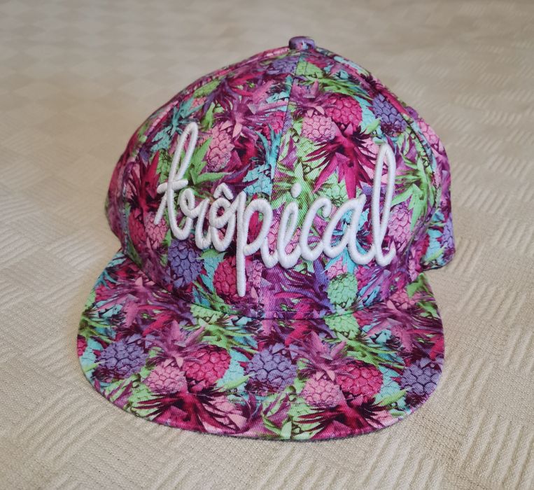 Дамска шапка H&M