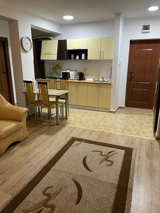 Inchiriez apartament + loc de parcare in Cartierul Prima Nufarul