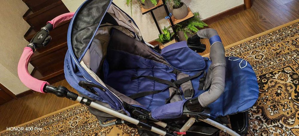 Прогулочная коляска (зима-лето)