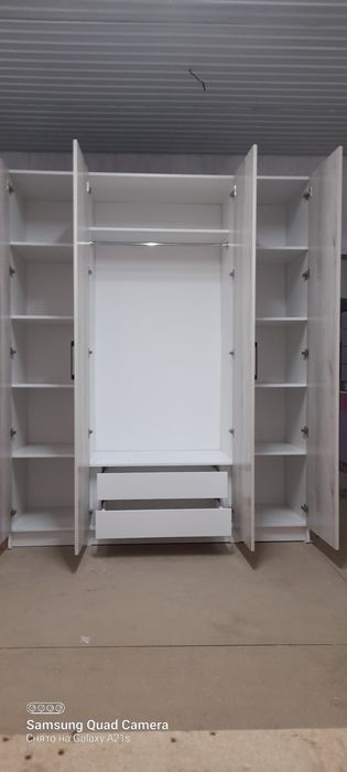 Шкаф новый 180см*220см