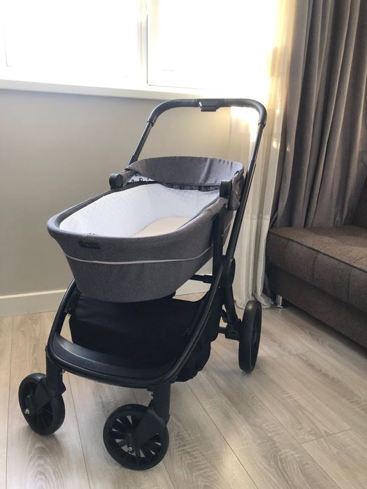 Продам коляску б/у