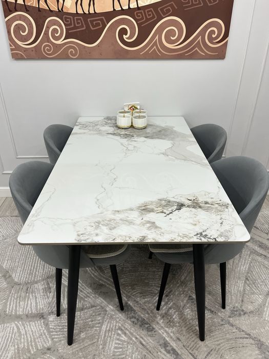 Стол из керамогранита