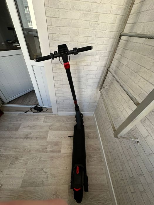 Электросамокат TRIBE MAYA