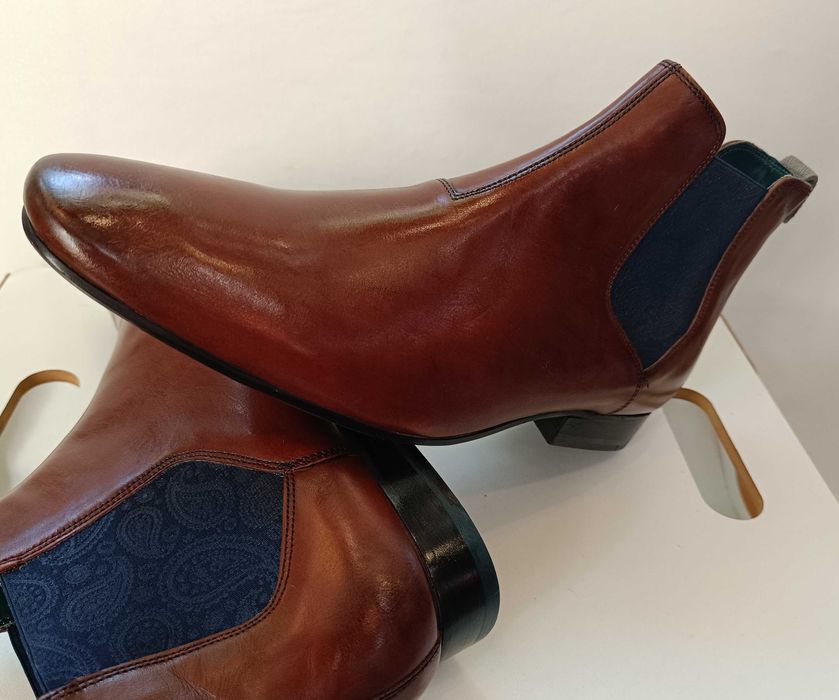 Ghete chelsea 41.5 42  plain toe Ted Baker London NOI piele naturala