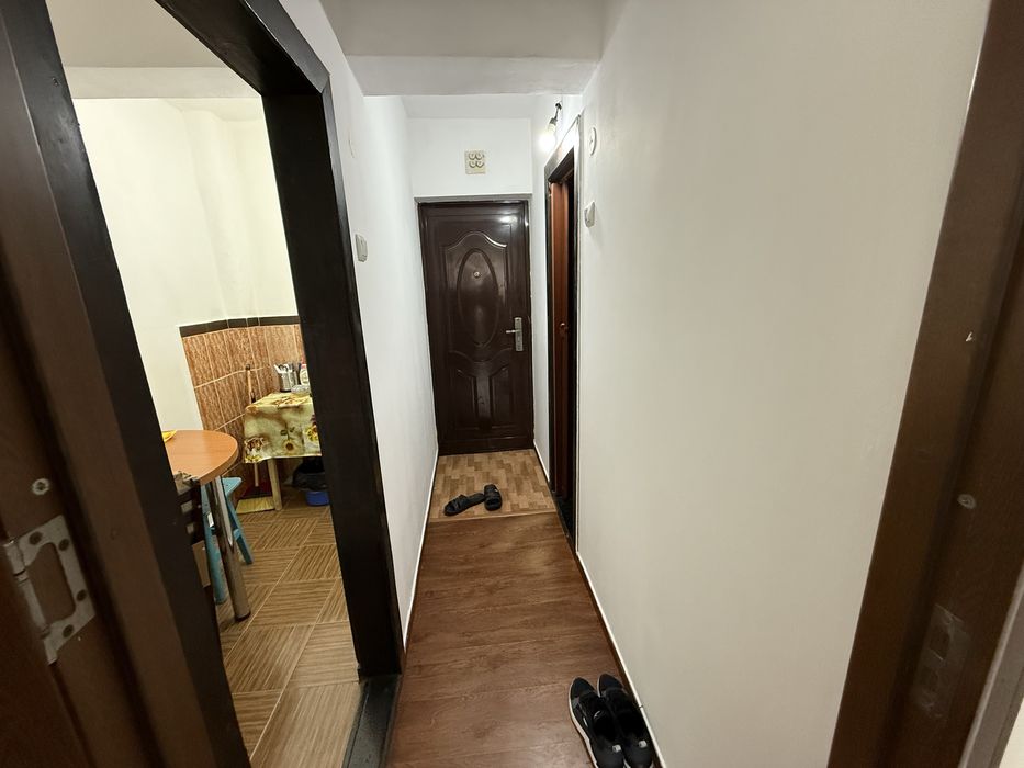 Garsoniera de vanzare