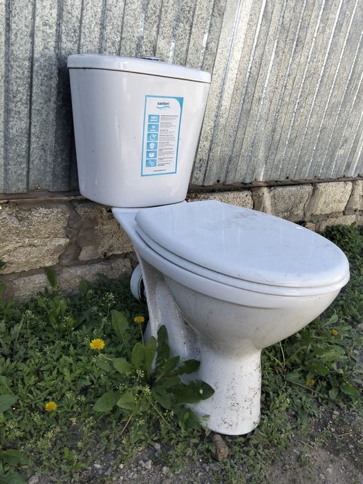 Продам унитаз. Недорого