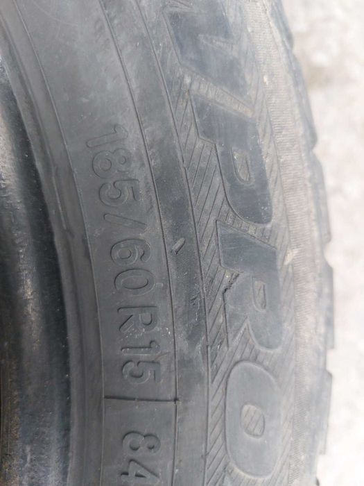 Зимни гуми 185/65 R15