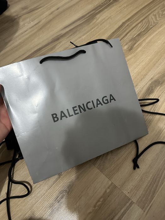 Balenciaga slides fur white
