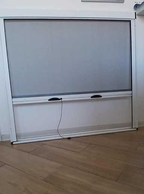 Комарник, алуминиев, бял, 112/101см.