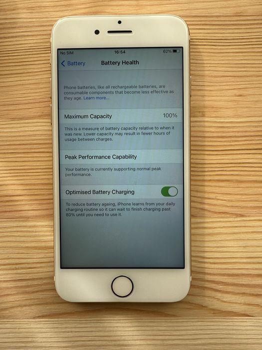 Iphone 7 златен със сменена батерия (100 живот)