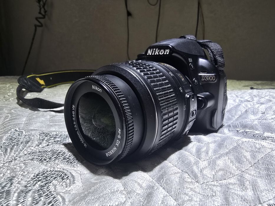 Фотоаппарта Nikon D3100