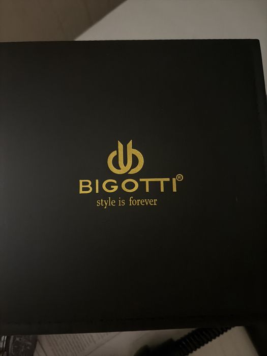Часы Biggoti, на гарантии 4 года