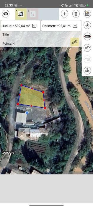 5 so'tiq yer sotiladi