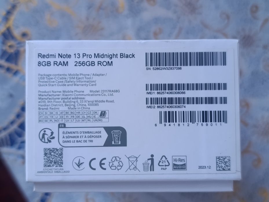 Продам смартфон Xiaomi redmi Note 13 Pro