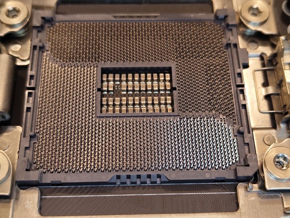 Дъно Asus ROG Strix X99 GAMING Wi-Fi