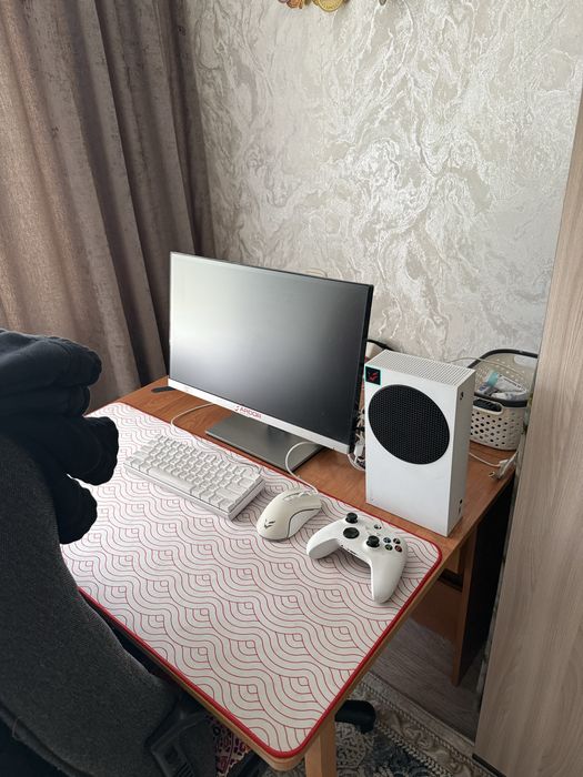продам XBOX siries s