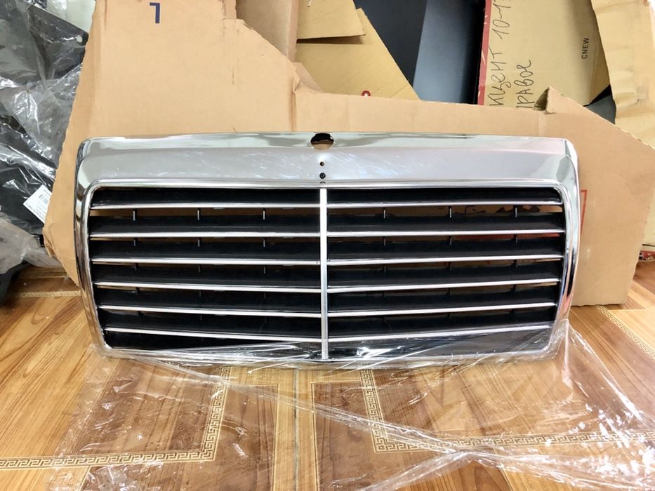 Решетка радиатора на Мерседес 190 W201