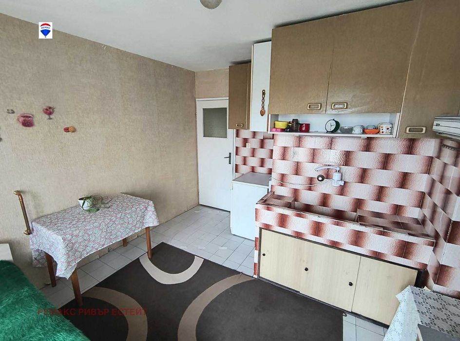 Продава се Тристаен апартамент в Русе, Централен южен район - 79 кв.м за 1127 €/кв.м - Снимка #1