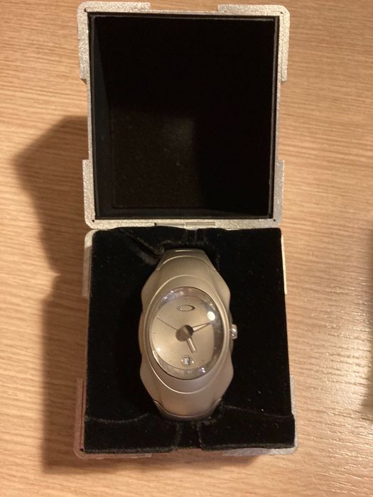 Мъжки часовник Oakley Timebomb Titanium