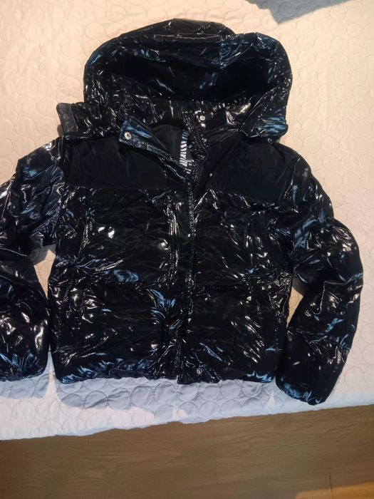 Дамско черно яке