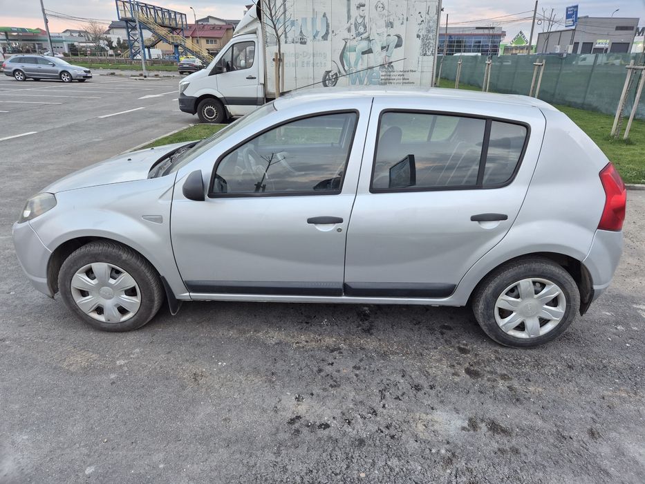 DACIA Sandero 2010 — imagine 3