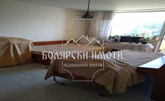 Продава се Тристаен апартамент в Велико Търново, Център - 170 кв.м за 900 €/кв.м - Снимка #8