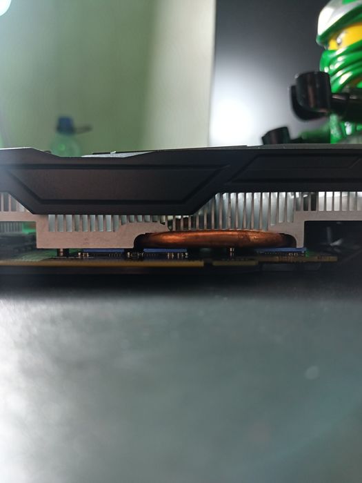 Видеокарта GTX 1060 3GB