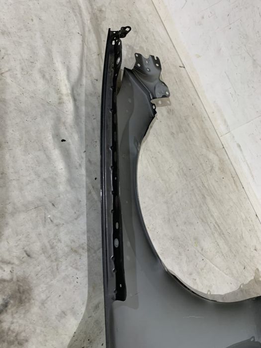Aripa stanga fata, Mazda 3, 2019, 2020, 2021, 2022, 2023, 2024.
