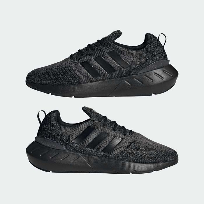 Мъжки обувки ADIDAS SWIFT RUN 22  размер 43 1/3