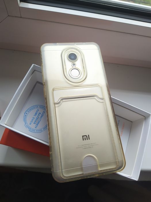 Redmi 5 2/16gb  gold