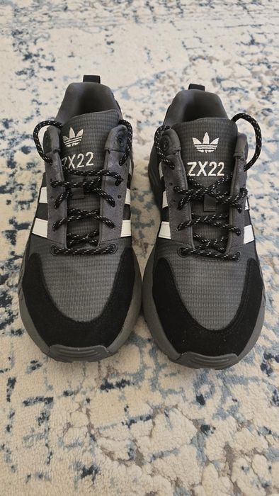 Adidasi Adidas marimea 38