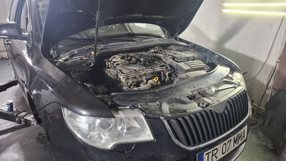 Skoda Superb 2 – 2009 
Vând Skoda Superb 2, an 2009,