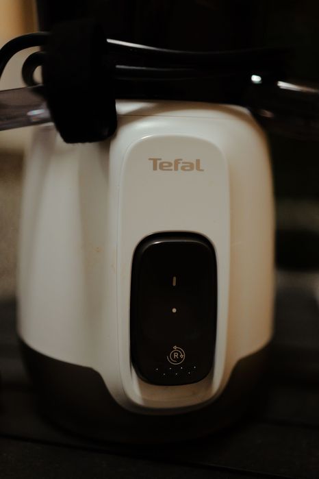 Сокоизтисквачка машина за фреш