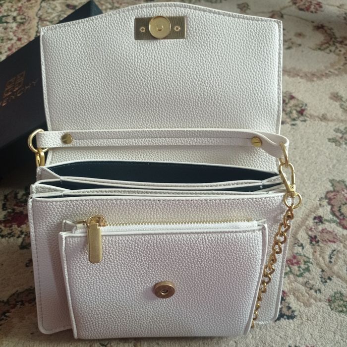 Сумочка Givenchy