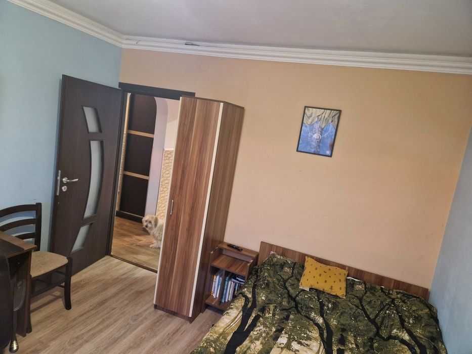 Apartament 3 camere Decomandat