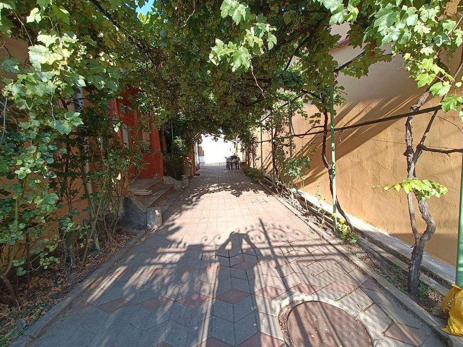 Casa 6 camere - beci / pod / garaj