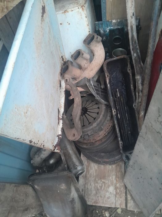 Продаю на газель запчасти