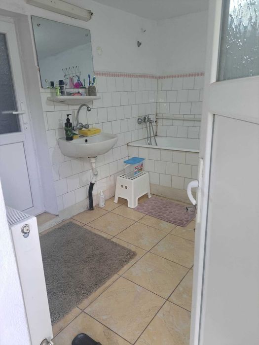 Urgent! Proprietar vând casă în CORABIA la preț negociabil.