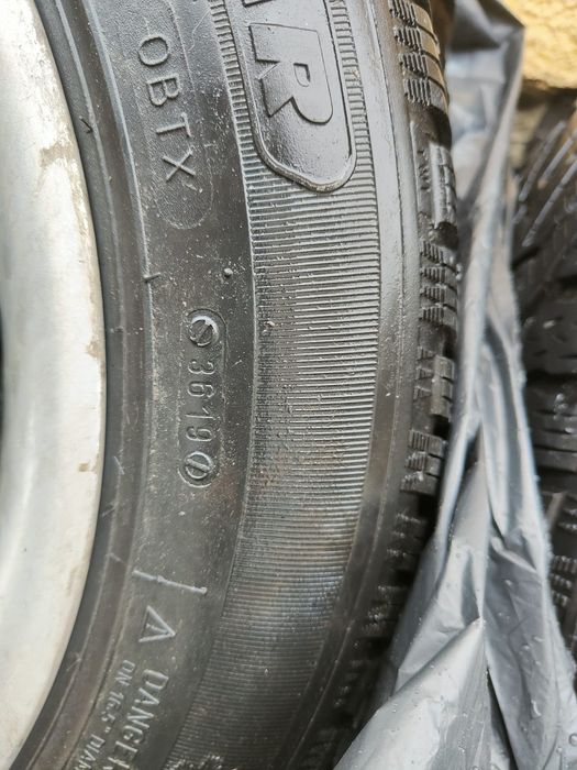 Vând jante aluminiu+cauciucuri 205/55/16