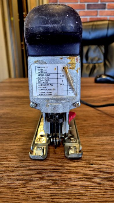 Sparky FSPE 80 Прободен трион