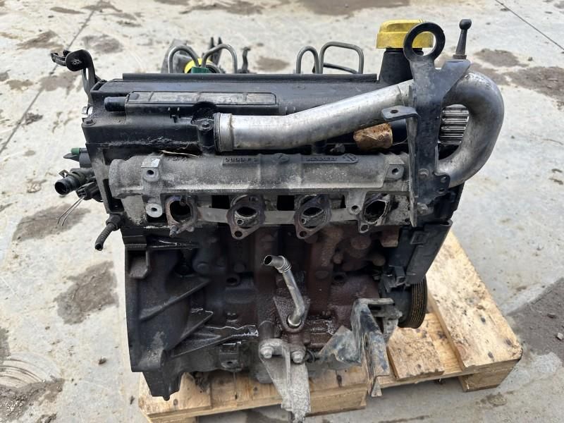 Motor complet fara anexe Dacia Sandero K9K 830 1.5 dci; 1.5 dci k9k (8