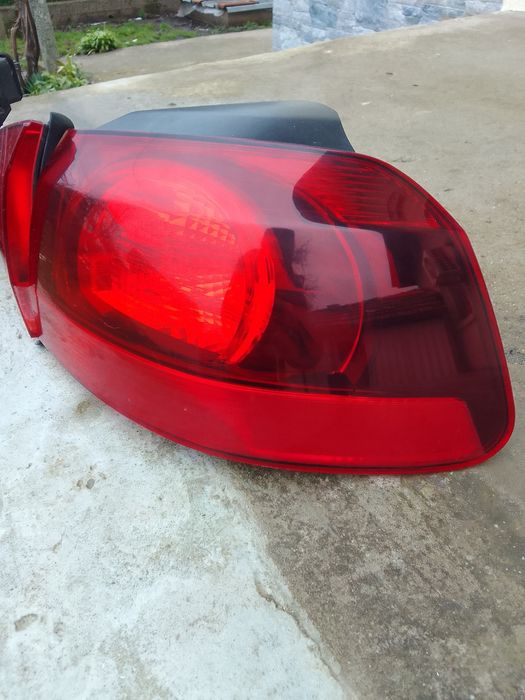 Стопове hella за  Vw Голф 6 с фабрично червени мигачи!