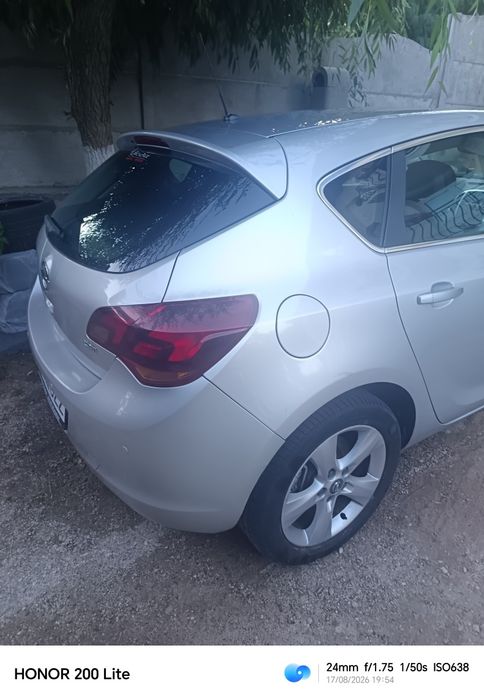 OPEL Astra 2010 — imagine 3