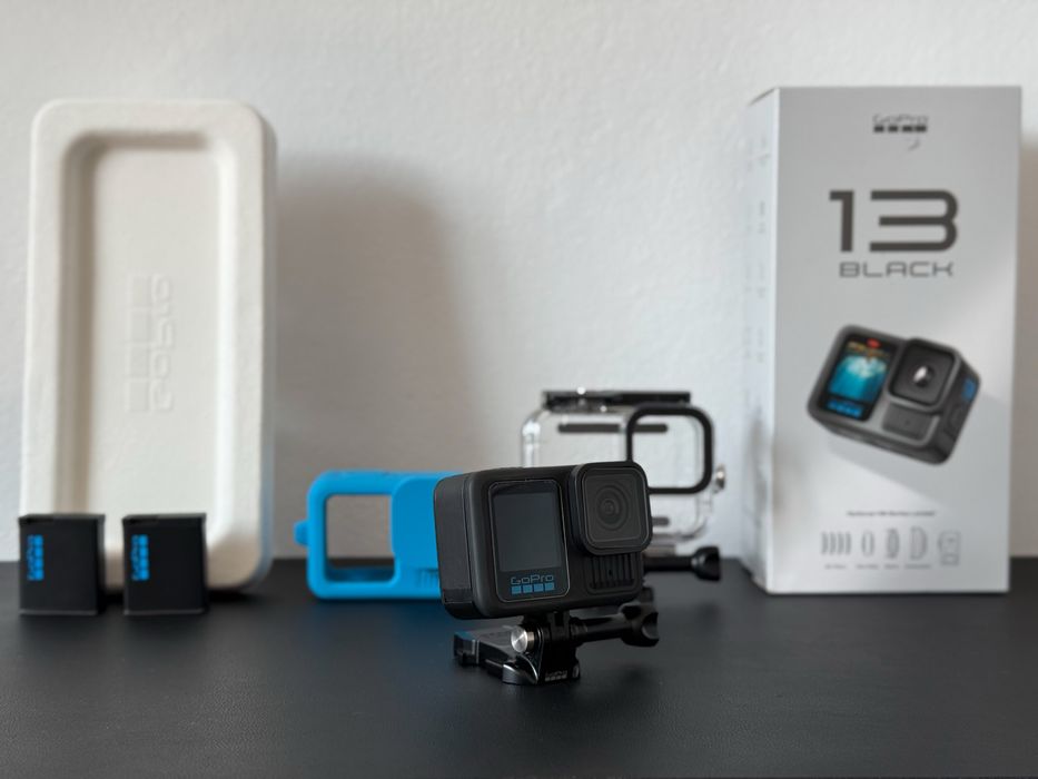 Camera video sport GoPro Hero 13 Black 5.3K 60FPS – stare impecabilă, ca nouă + accesorii gen Dji Action / Insta X4 X5